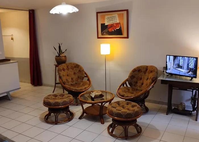 Quartier De La Tour *